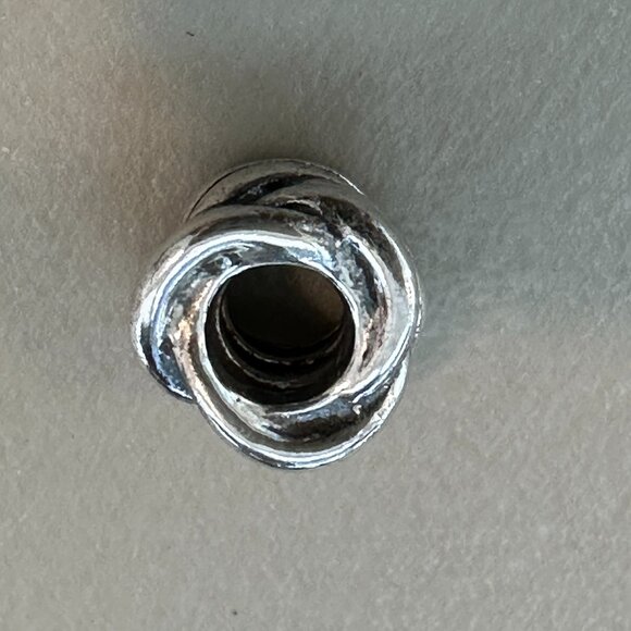 Authentic Pandora Forget Me Not Knot Love Charm - Retired 925 ALE - EUC - Picture 5 of 9